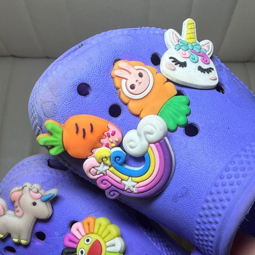 CROCS lightweight clogs